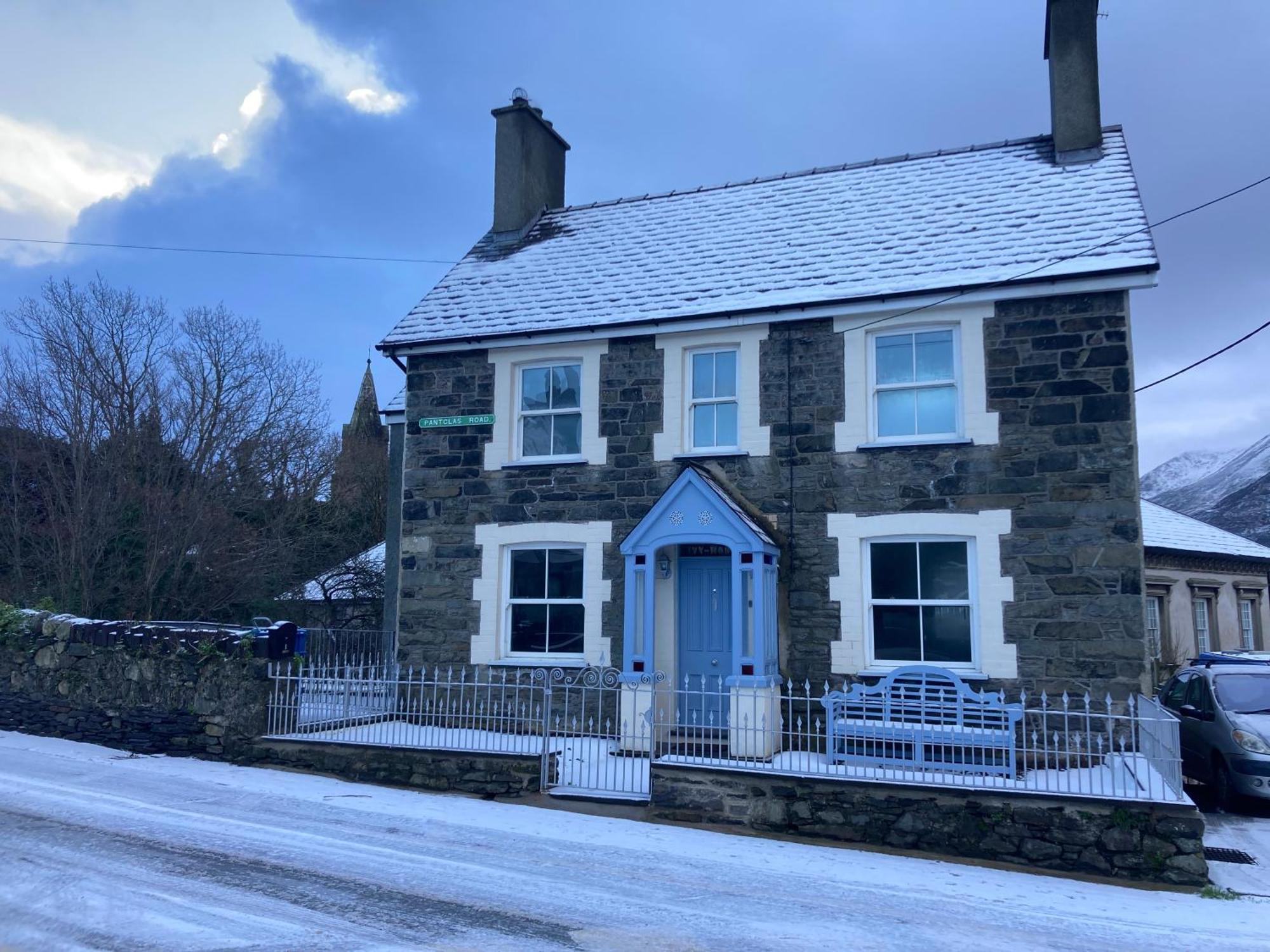 Ivy House Villa Bangor  Exterior photo